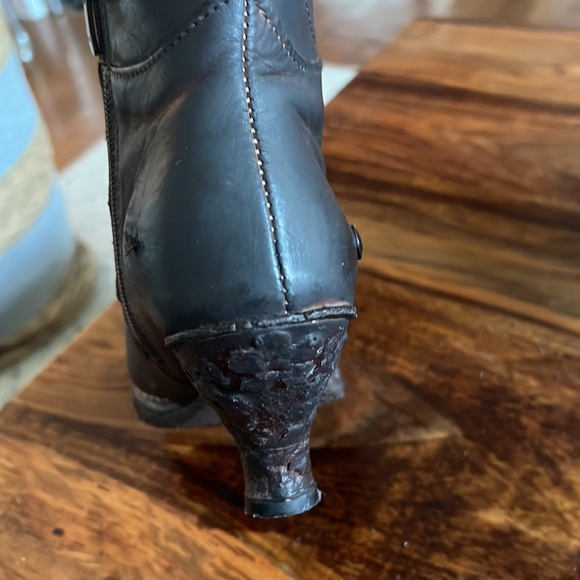 Neosens leather bootie. Size 37. - Picture 7 of 7